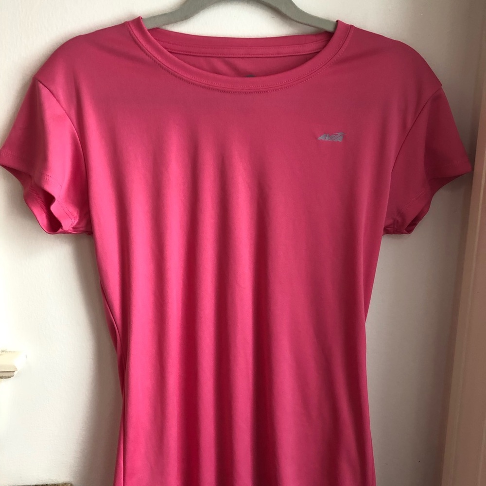 AVIA Exercise top